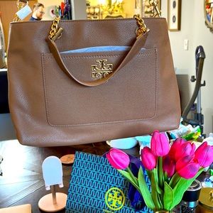 Tory Burch brown new beautiful bag👍💕